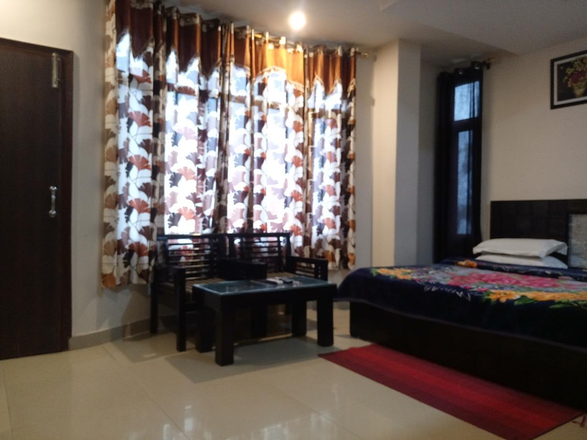 Hotel Wildrose Dalhousie Esterno foto
